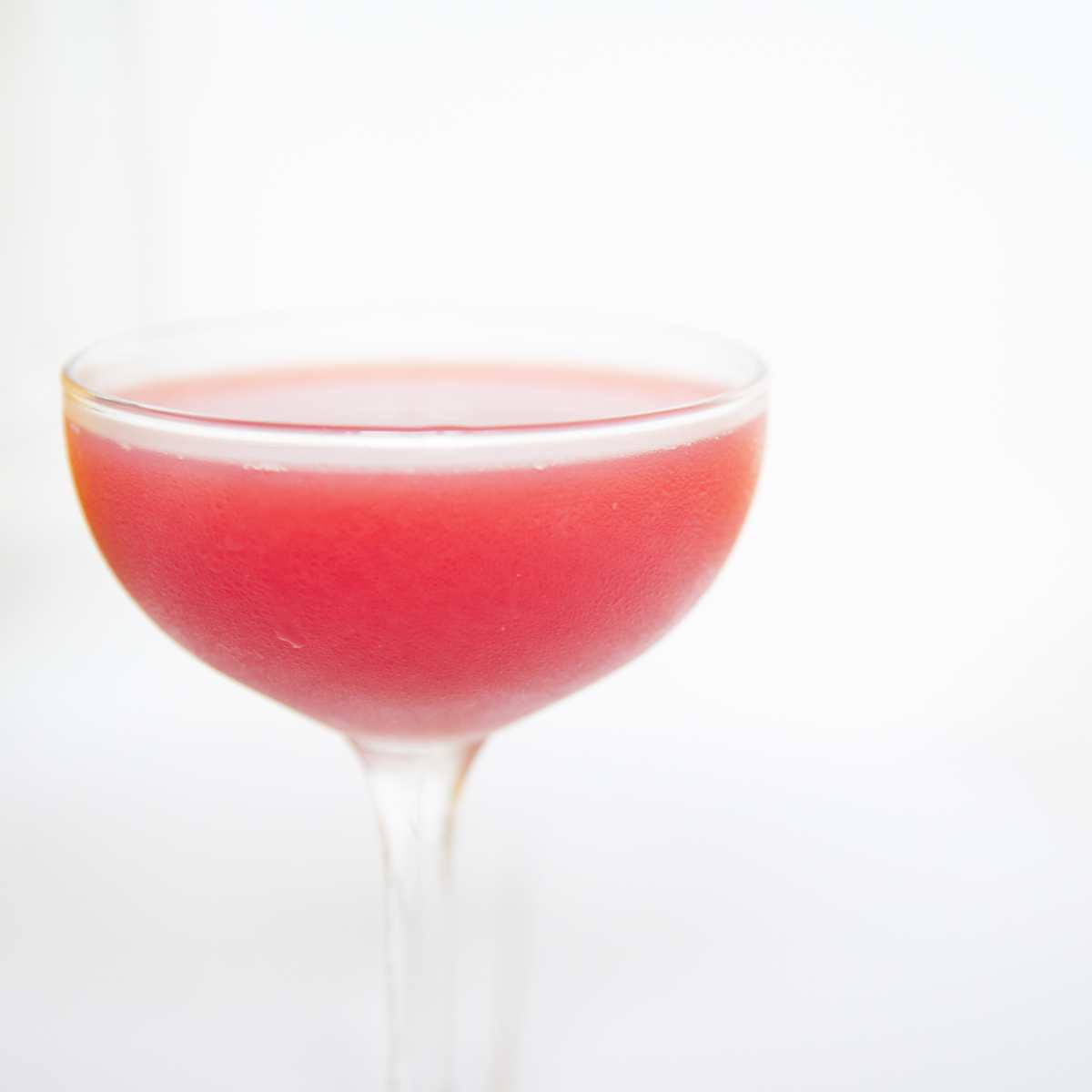 Rosie’s Cocktail (pink vodka cocktail recipe)