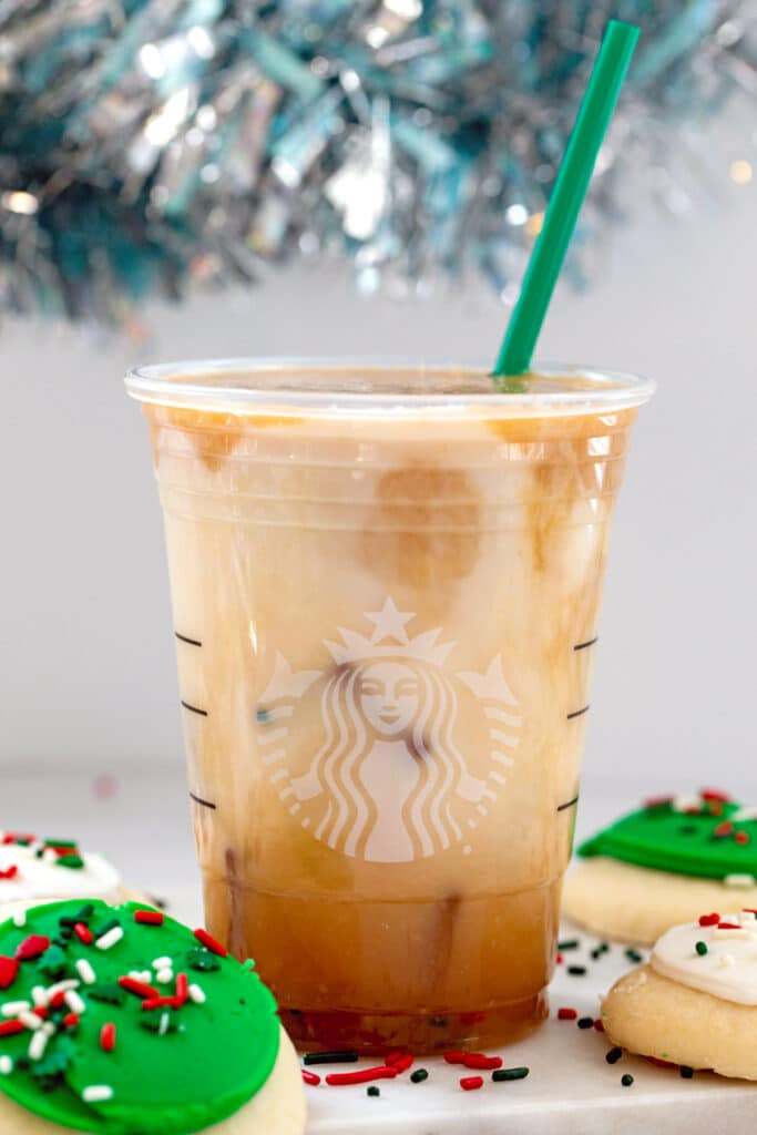 iced sugar cookie AlmondMilk Latte {starbucks copycat}