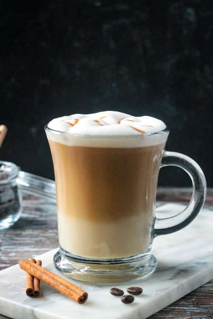 apple crisp oatmilk Macchiato (apple cider latte)